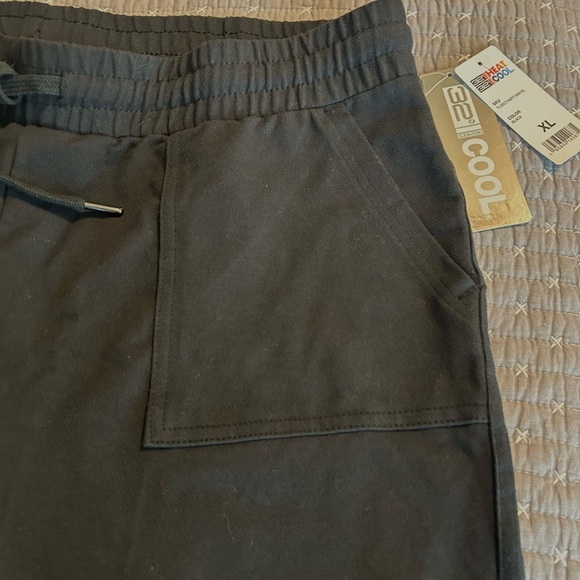 32 Degrees Women’s Black Joggers - Picture 4 of 7